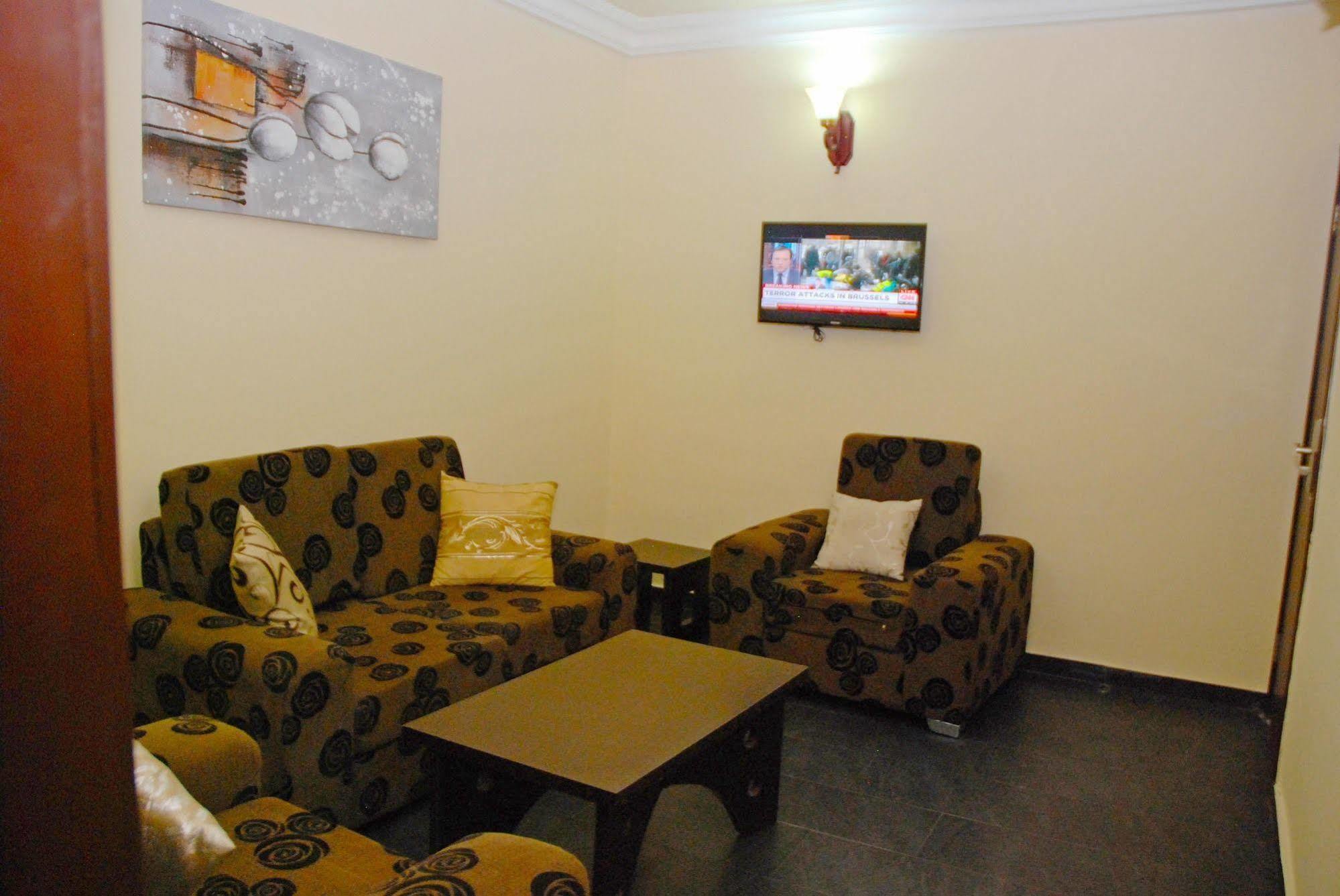 Knightsbridge Hotel Ikeja Dış mekan fotoğraf
